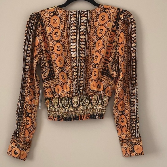 Free People NWOT Wild and Free cropped blouse - Picture 3 of 3